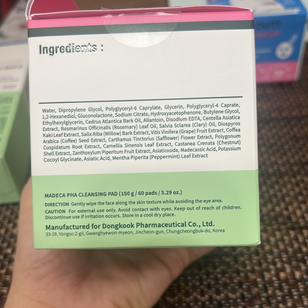 Centellian24 Madeca cleansing foam, cleansing pad and Dewytrer pick and quick - Picture 7 of 12